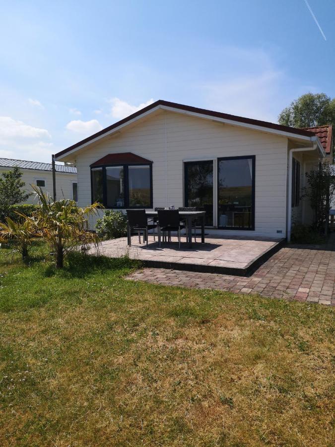 Chalet Stalland Sint Annaland Exterior photo