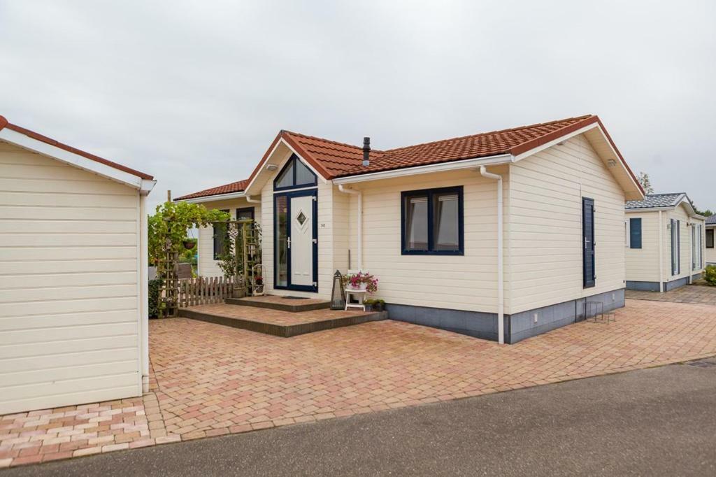 Chalet Stalland Sint Annaland Exterior photo